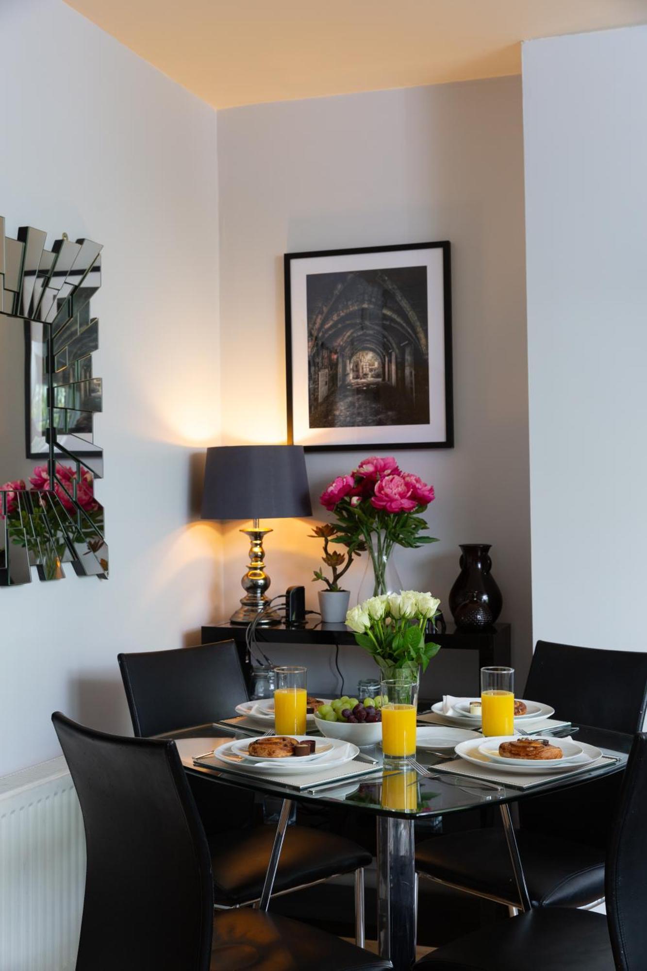 Bootham Court Grade II Duplex Apartment With Free Parking & Wi-Fi - Sleeps 2-6 People يورك المظهر الخارجي الصورة