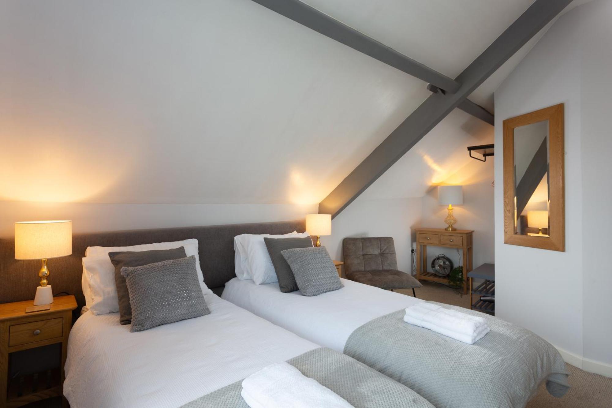 Bootham Court Grade II Duplex Apartment With Free Parking & Wi-Fi - Sleeps 2-6 People يورك المظهر الخارجي الصورة